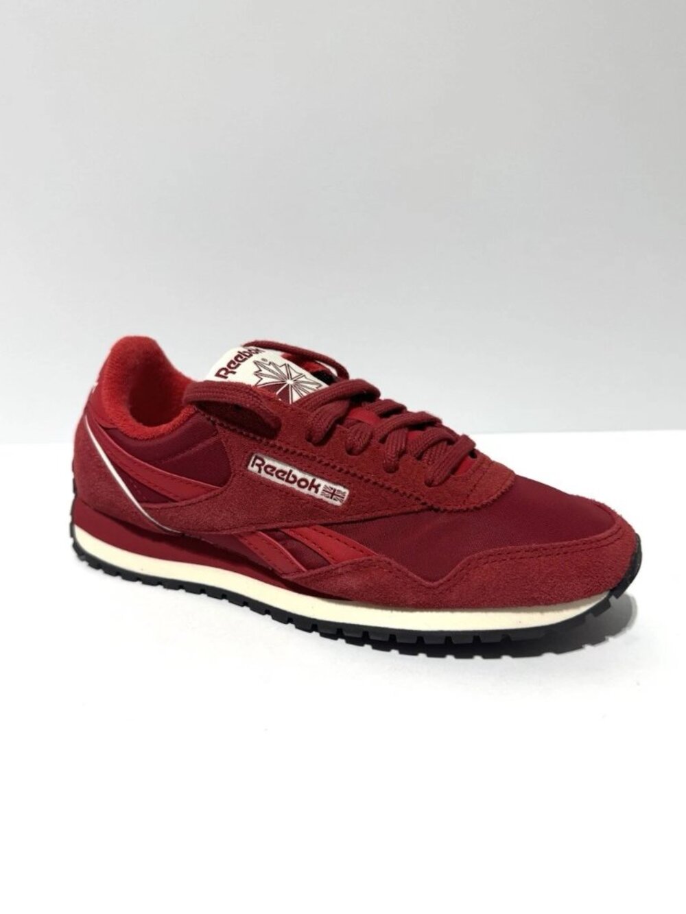 Reebok Womens Classic AZ Sneakers Red Size 6 M